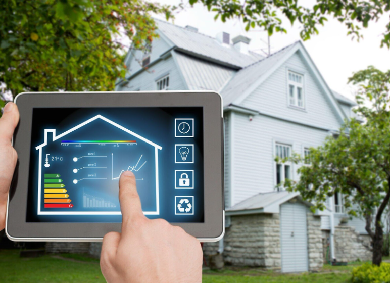 Benefits of Combining Solar Power with Home Energy Management System